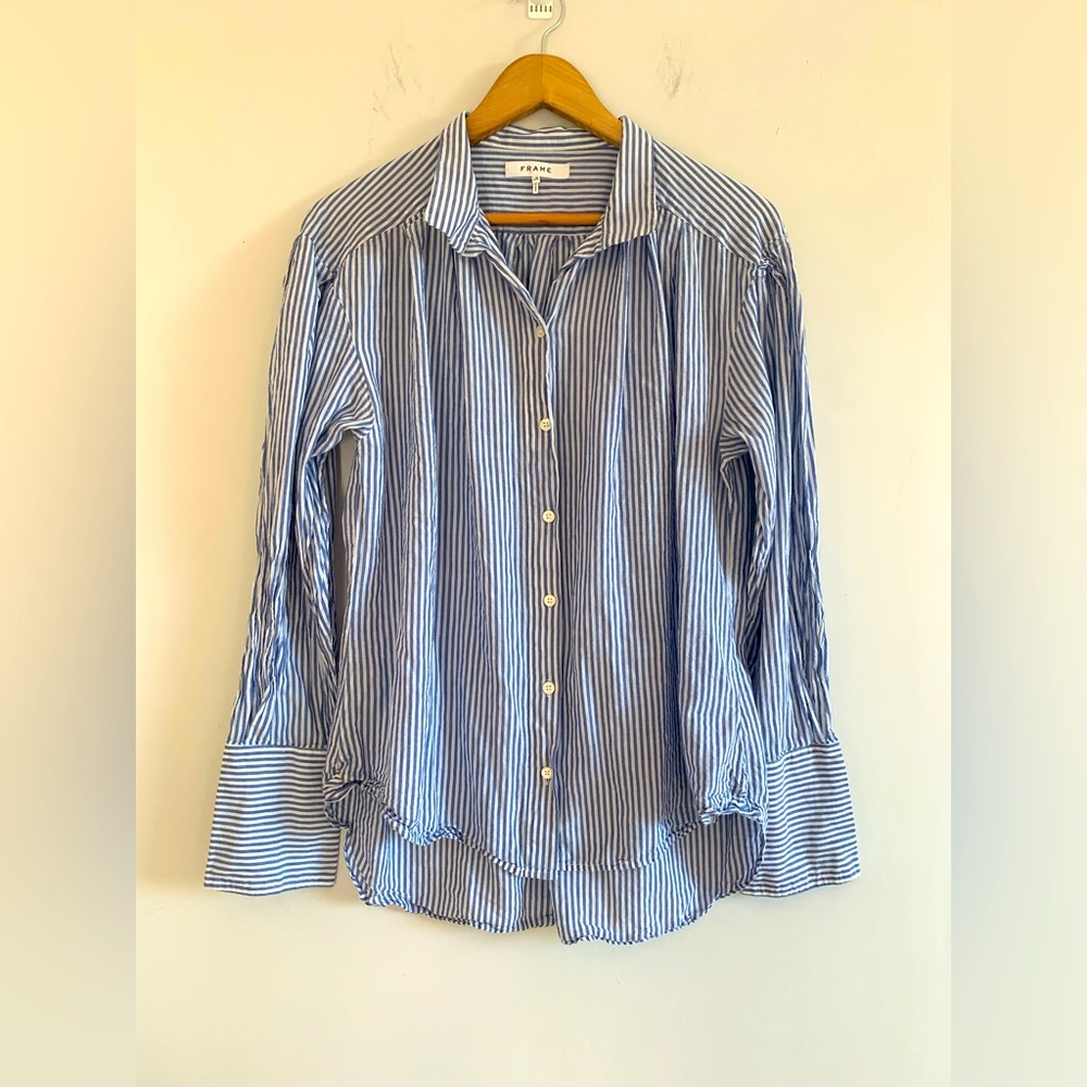 FRAME PLEATED CLEAN COLLAR SHIRT NAVY MULTI STRIPE LONG SLEEVE BUTTON FRONT TOP